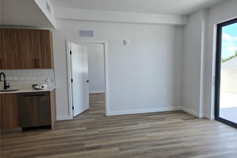 Apartment in Hollywood, Florida 2 bedrooms № 2087088 - photo 10