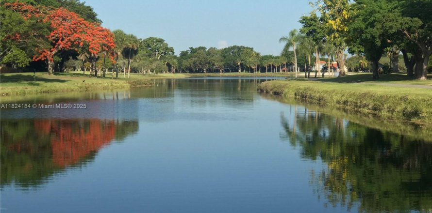 Condo à Miami, Floride, 1 chambre № 1790327