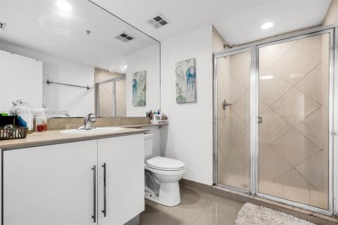 Copropriété à vendre à Miami, Floride: 3 chambres, 131.55 m2 № 1478426 - photo 13