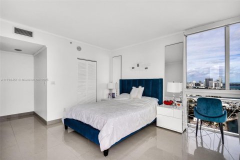 Copropriété à vendre à Miami, Floride: 3 chambres, 131.55 m2 № 1478426 - photo 18