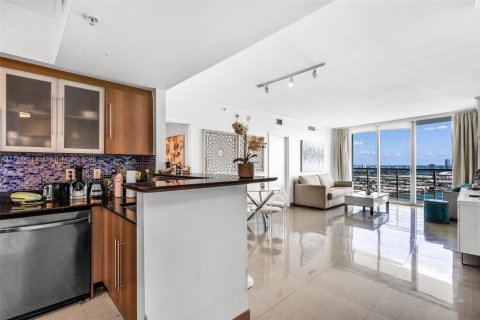 Copropriété à vendre à Miami, Floride: 3 chambres, 131.55 m2 № 1478426 - photo 9