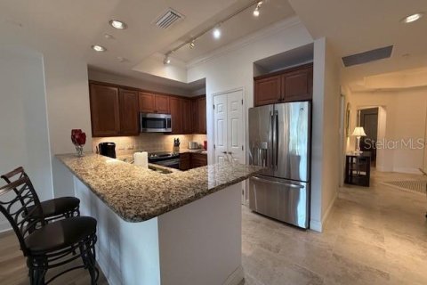 Снять в аренду кондоминиум в Лейквуд Ранч, Флорида 7 комнат, 163.69м2, № 1866335 - фото 3