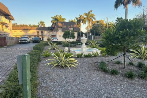 Снять в аренду кондоминиум в Майами, Флорида 1 спальня, 65.87м2, № 2026320 - фото 3