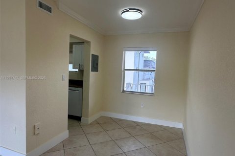 Снять в аренду кондоминиум в Майами, Флорида 1 спальня, 65.87м2, № 2026320 - фото 16