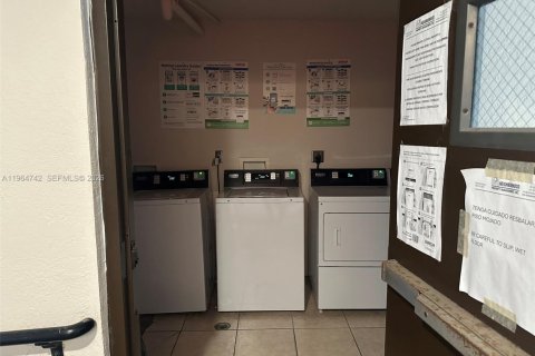 Снять в аренду кондоминиум в Майами, Флорида 1 спальня, 65.87м2, № 2026320 - фото 11