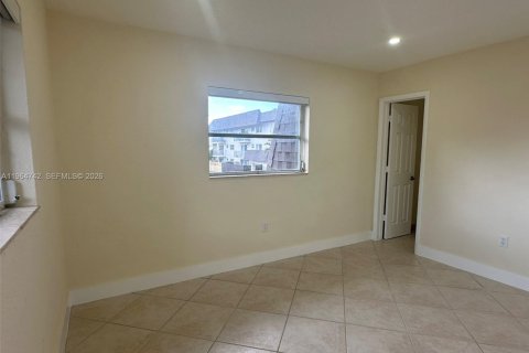 Снять в аренду кондоминиум в Майами, Флорида 1 спальня, 65.87м2, № 2026320 - фото 22