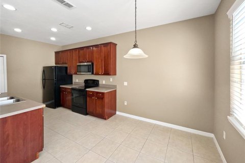 Adosado en venta en Kissimmee, Florida, 3 dormitorios, 170.2 m2 № 1538811 - foto 14