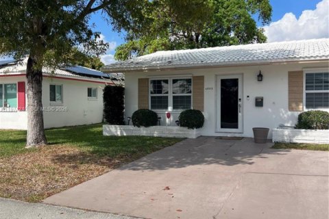 Villa ou maison à vendre à Tamarac, Floride: 2 chambres, 98.66 m2 № 2032366 - photo 16