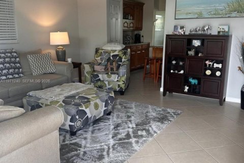 Villa ou maison à vendre à Tamarac, Floride: 2 chambres, 98.66 m2 № 2032366 - photo 2