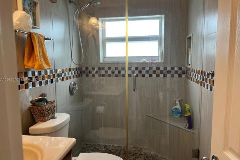 Villa ou maison à vendre à Tamarac, Floride: 2 chambres, 98.66 m2 № 2032366 - photo 18