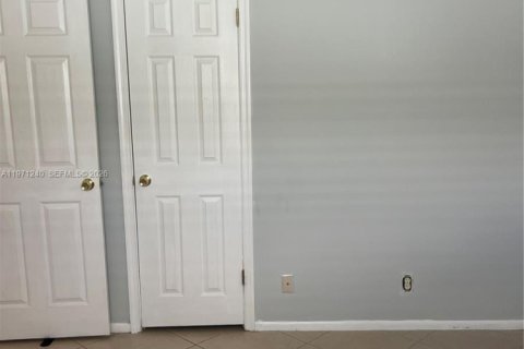 Villa ou maison à vendre à Tamarac, Floride: 2 chambres, 98.66 m2 № 2032366 - photo 29