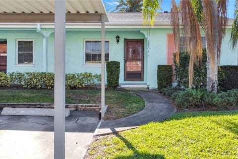 Condominio en venta en Clearwater, Florida, 2 dormitorios, 98.48 m2 № 1569780 - foto 1