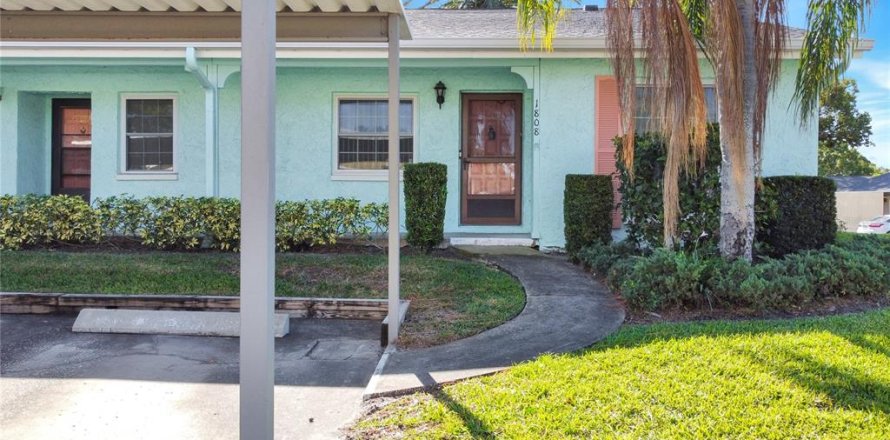 Condominio en Clearwater, Florida, 2 dormitorios  № 1569780