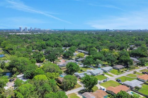 House in Daytona Beach, Florida 3 bedrooms, 148.46 sq.m. № 1621902 - photo 30
