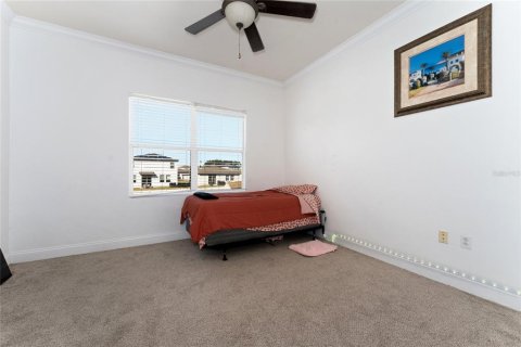 Townhouse in Davenport, Florida 4 bedrooms, 182.83 sq.m. № 2110645 - photo 23
