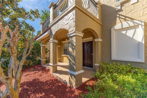Townhouse in Davenport, Florida 4 bedrooms, 182.83 sq.m. № 2110645 - photo 29