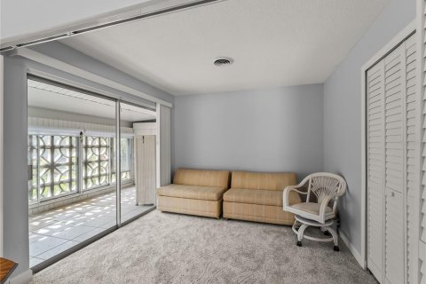 Condo in Venice, Florida, 2 bedrooms  № 2277165 - photo 11