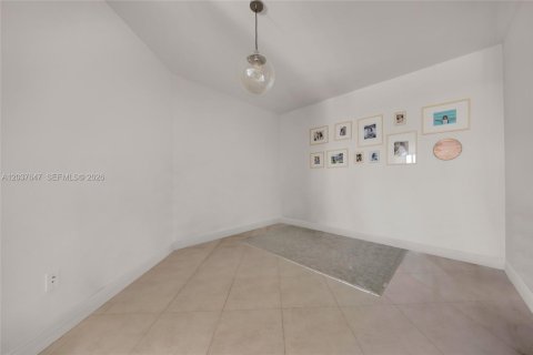Condo in Aventura, Florida, 2 bedrooms № 2155034 - photo 27