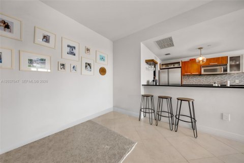 Condo in Aventura, Florida, 2 bedrooms № 2155034 - photo 26