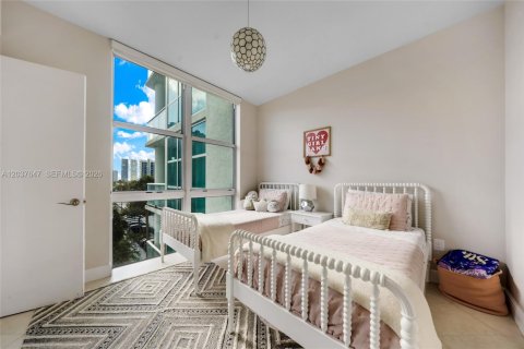 Condo in Aventura, Florida, 2 bedrooms № 2155034 - photo 16