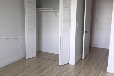 Купить кондоминиум в Майами, Флорида 2 спальни, 109.16м2, № 2053455 - фото 21