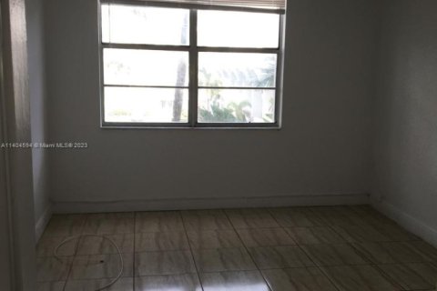 Купить кондоминиум в Майами, Флорида 2 спальни, 109.16м2, № 2053455 - фото 22