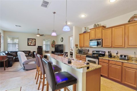 Casa en venta en Clermont, Florida, 4 dormitorios, 299.89 m2 № 1732892 - foto 3