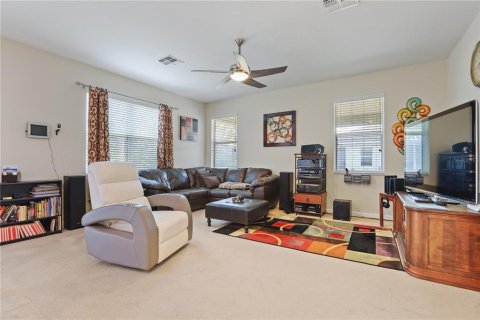 Casa en venta en Clermont, Florida, 4 dormitorios, 299.89 m2 № 1732892 - foto 11