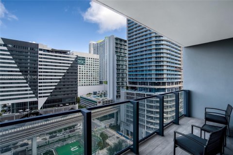 Condo in Miami, Florida, 1 bedroom № 2086495 - photo 26