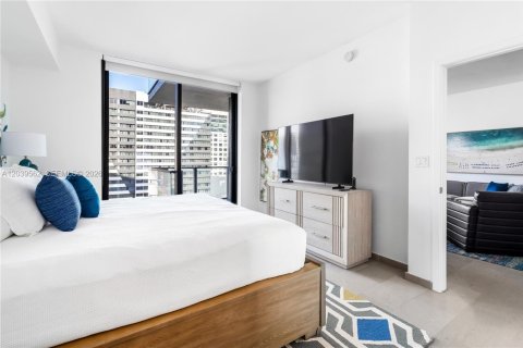 Condo in Miami, Florida, 1 bedroom № 2086495 - photo 14