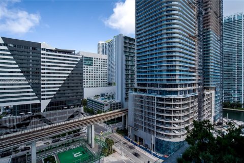 Condo in Miami, Florida, 1 bedroom № 2086495 - photo 28