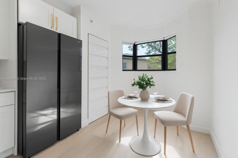 Condo in Cutler Bay, Florida, 2 bedrooms  № 1964749 - photo 3