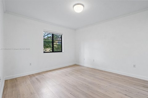 Condo in Cutler Bay, Florida, 2 bedrooms  № 1964749 - photo 19