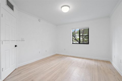 Condo in Cutler Bay, Florida, 2 bedrooms  № 1964749 - photo 22