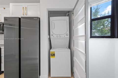 Condo in Cutler Bay, Florida, 2 bedrooms  № 1964749 - photo 18