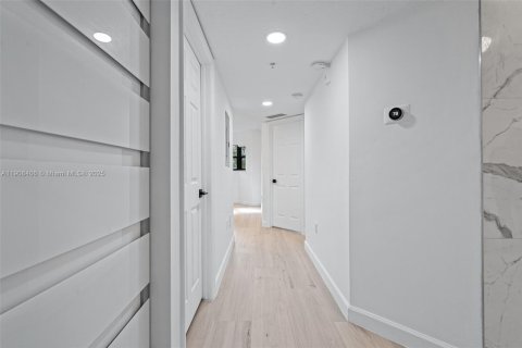 Condo in Cutler Bay, Florida, 2 bedrooms  № 1964749 - photo 10