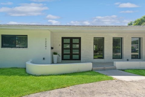 Casa en venta en Pinecrest, Florida, 4 dormitorios, 258.27 m2 № 2433866 - foto 6