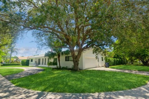Casa en venta en Pinecrest, Florida, 4 dormitorios, 258.27 m2 № 2433866 - foto 5
