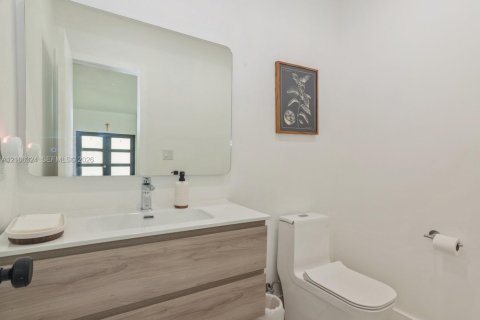 Casa en venta en Pinecrest, Florida, 4 dormitorios, 258.27 m2 № 2433866 - foto 21