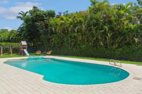 Casa en venta en Pinecrest, Florida, 4 dormitorios, 258.27 m2 № 2433866 - foto 25