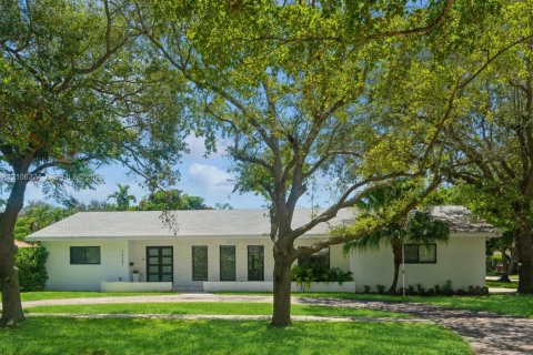 Casa en Pinecrest, Florida 4 dormitorios, 258.27 m2 № 2433866
