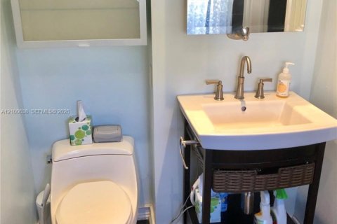 Copropriété à louer à Miami Beach, Floride: 1 chambre, 60.39 m2 № 2401216 - photo 18