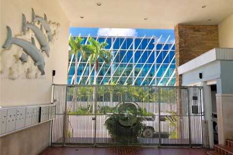 Copropriété à louer à Miami Beach, Floride: 1 chambre, 60.39 m2 № 2401216 - photo 24