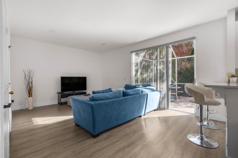 Casa en venta en Coral Springs, Florida, 3 dormitorios, 164.62 m2 № 2084778 - foto 11
