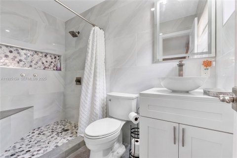 House in Pembroke Pines, Florida 2 bedrooms № 1984399 - photo 22