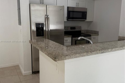 Купить кондоминиум в Хомстед, Флорида 2 спальни, 83.61м2, № 2006535 - фото 2