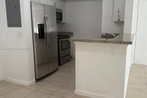 Купить кондоминиум в Хомстед, Флорида 2 спальни, 83.61м2, № 2006535 - фото 9