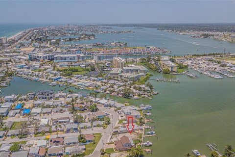 Land in Madeira Beach, Florida № 1848140 - photo 27