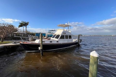 Land in Madeira Beach, Florida № 1848140 - photo 10