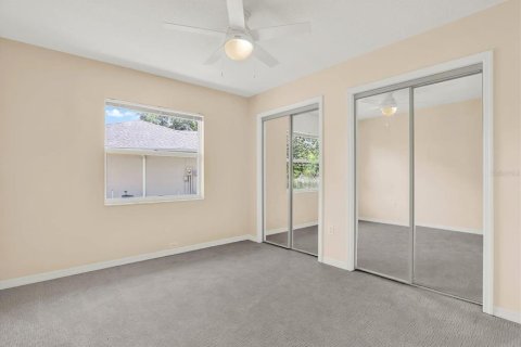 House in San Antonio, Florida 2 bedrooms, 150.87 sq.m. № 2093962 - photo 27